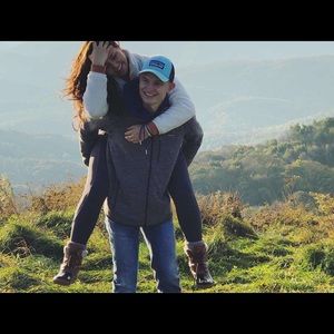 Meet your Posher, Aaron